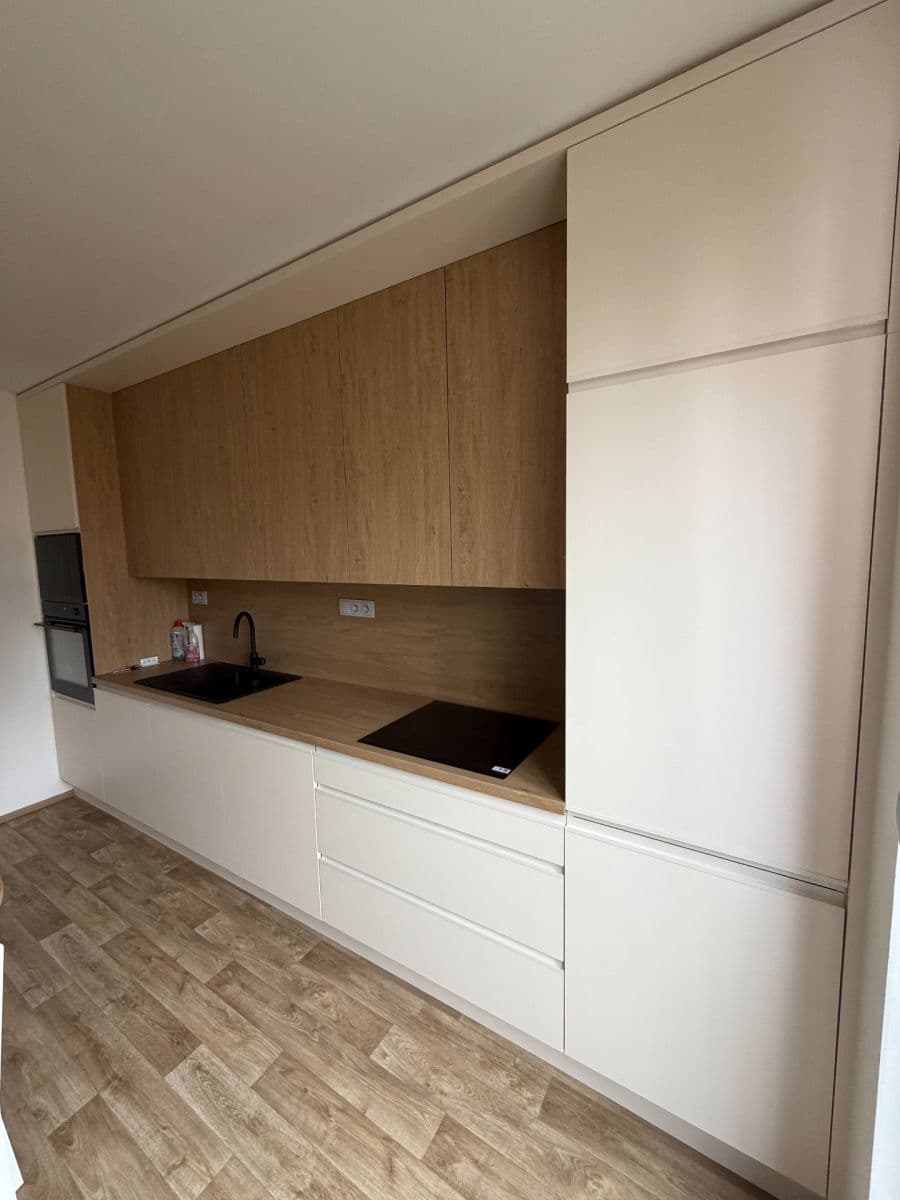Prenájom bytu 2-izbový 39 m², Vestecká, Nehvizdy, Středočeský kraj Prenájom bytu 2-izbový 39 m², Vestecká, Nehvizdy, Středočeský kraj