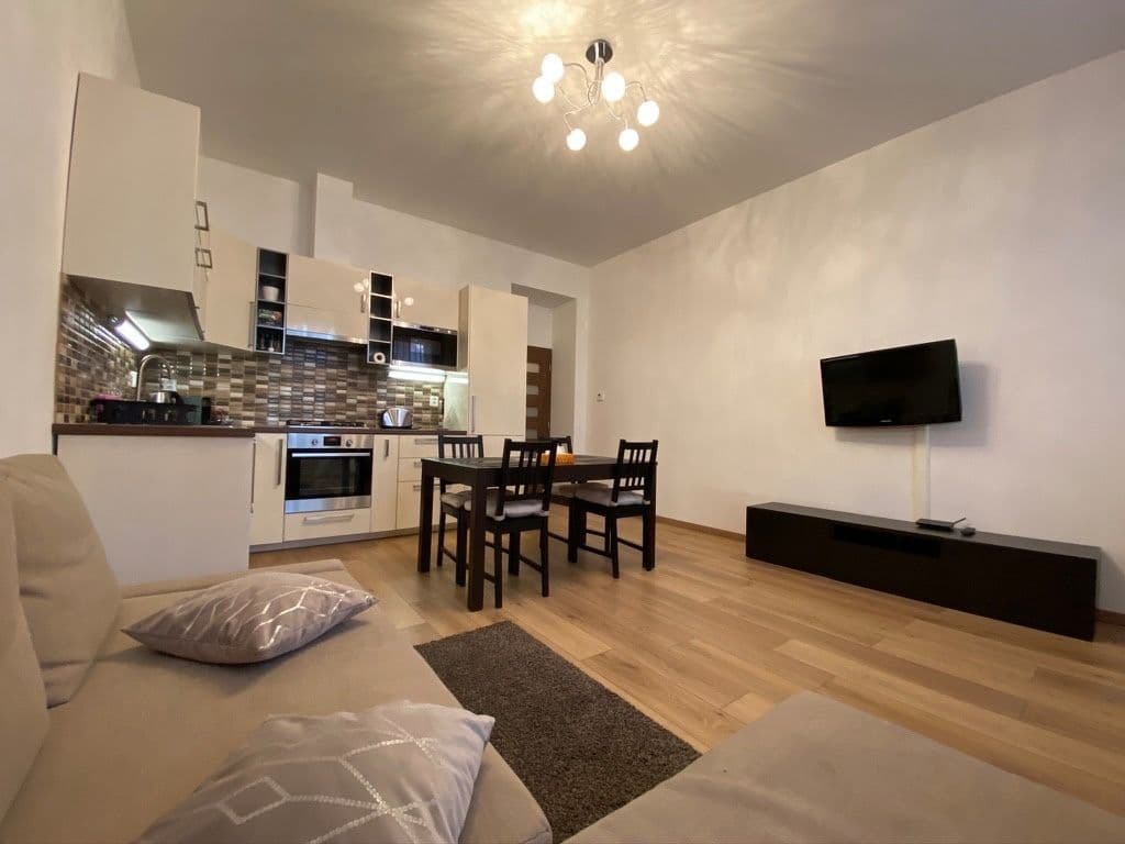 Prenájom bytu 2-izbový 40 m², Blahníkova, Praha, Praha Prenájom bytu 2-izbový 40 m², Blahníkova, Praha, Praha