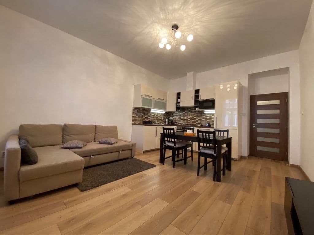 Prenájom bytu 2-izbový 40 m², Blahníkova, Praha, Praha Prenájom bytu 2-izbový 40 m², Blahníkova, Praha, Praha