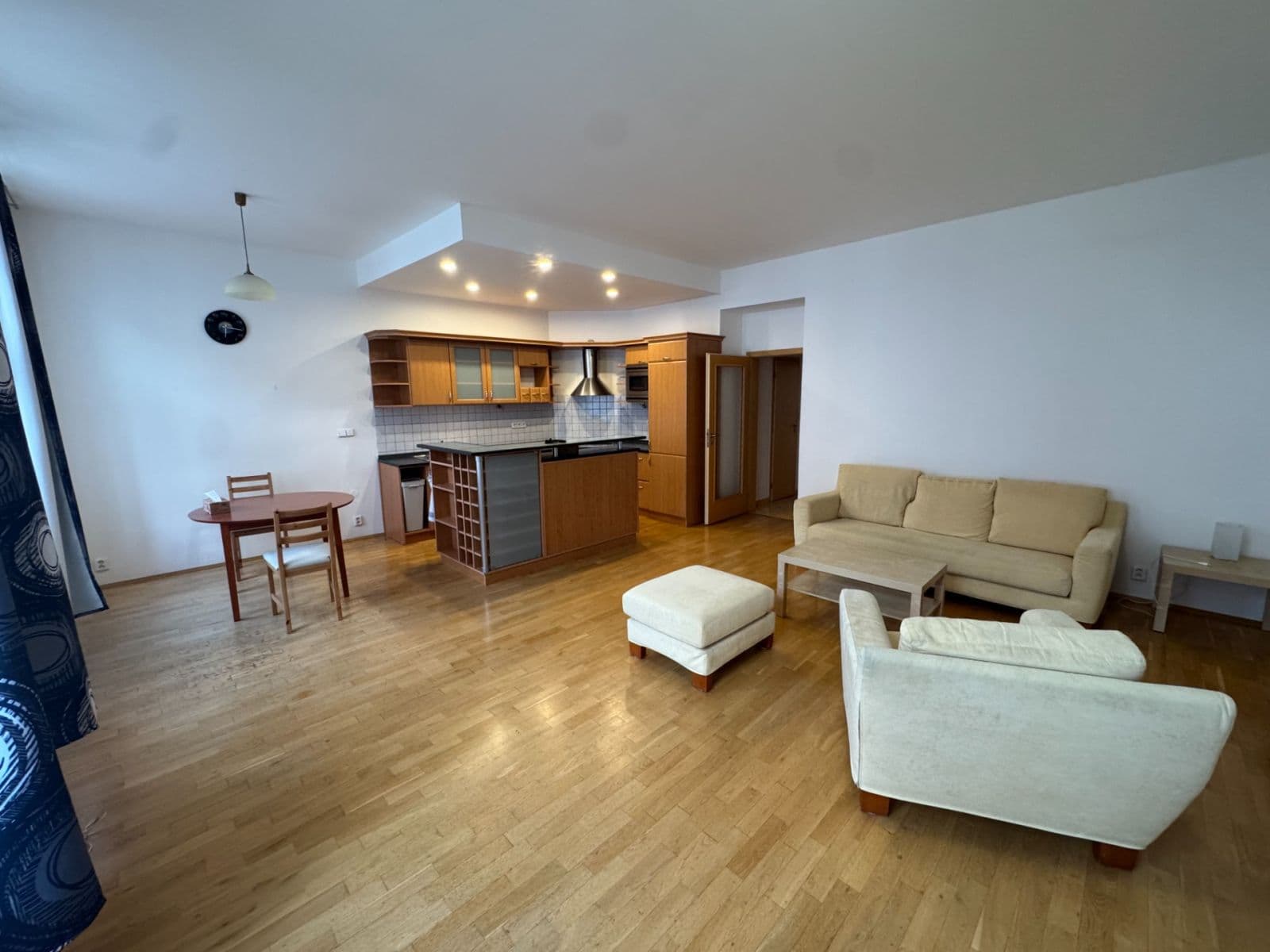 Prenájom bytu 2-izbový 50 m², Marie Cibulkové, Praha, Praha Prenájom bytu 2-izbový 50 m², Marie Cibulkové, Praha, Praha