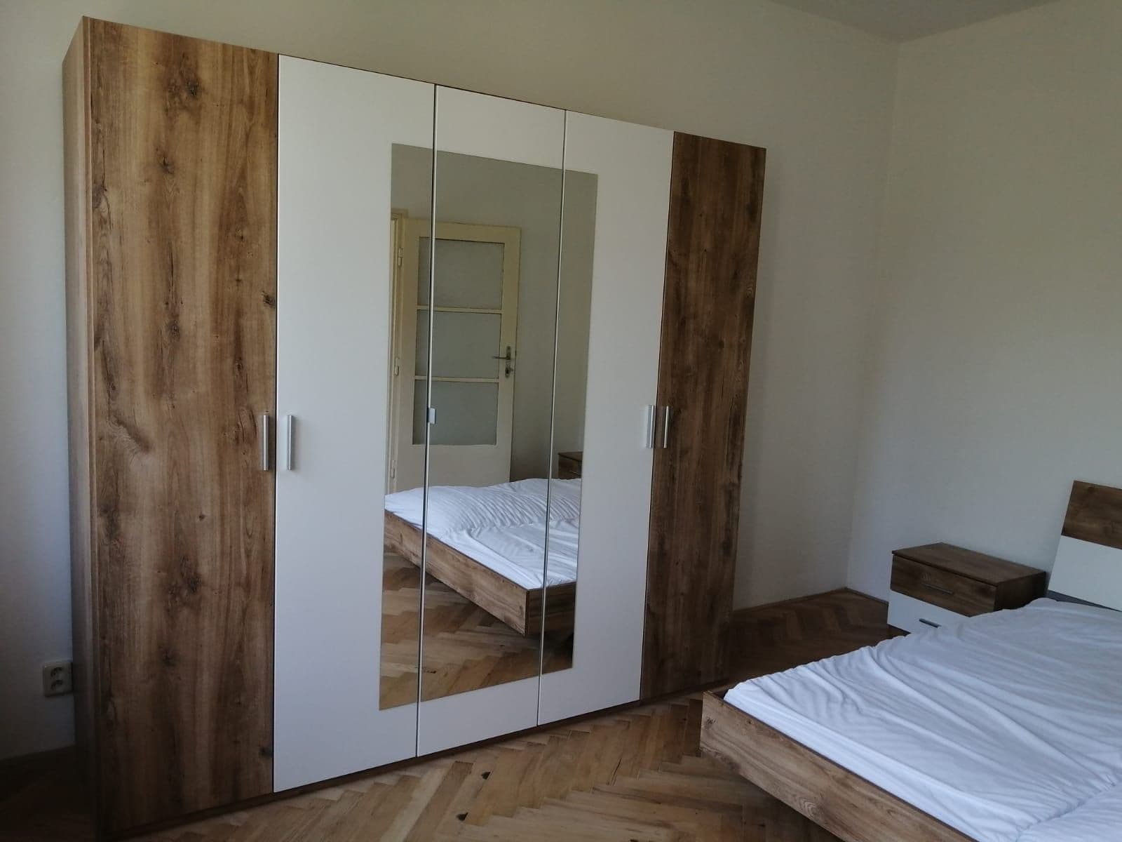 Prenájom bytu 2-izbový 42 m², Lumiérů, Praha, Praha Prenájom bytu 2-izbový 42 m², Lumiérů, Praha, Praha