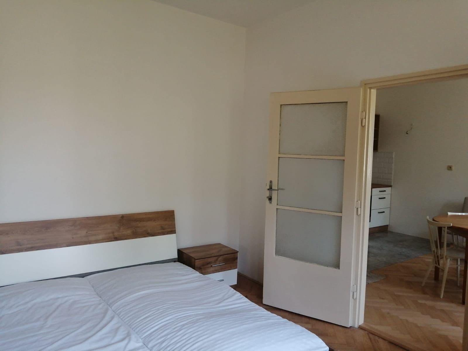 Prenájom bytu 2-izbový 42 m², Lumiérů, Praha, Praha Prenájom bytu 2-izbový 42 m², Lumiérů, Praha, Praha