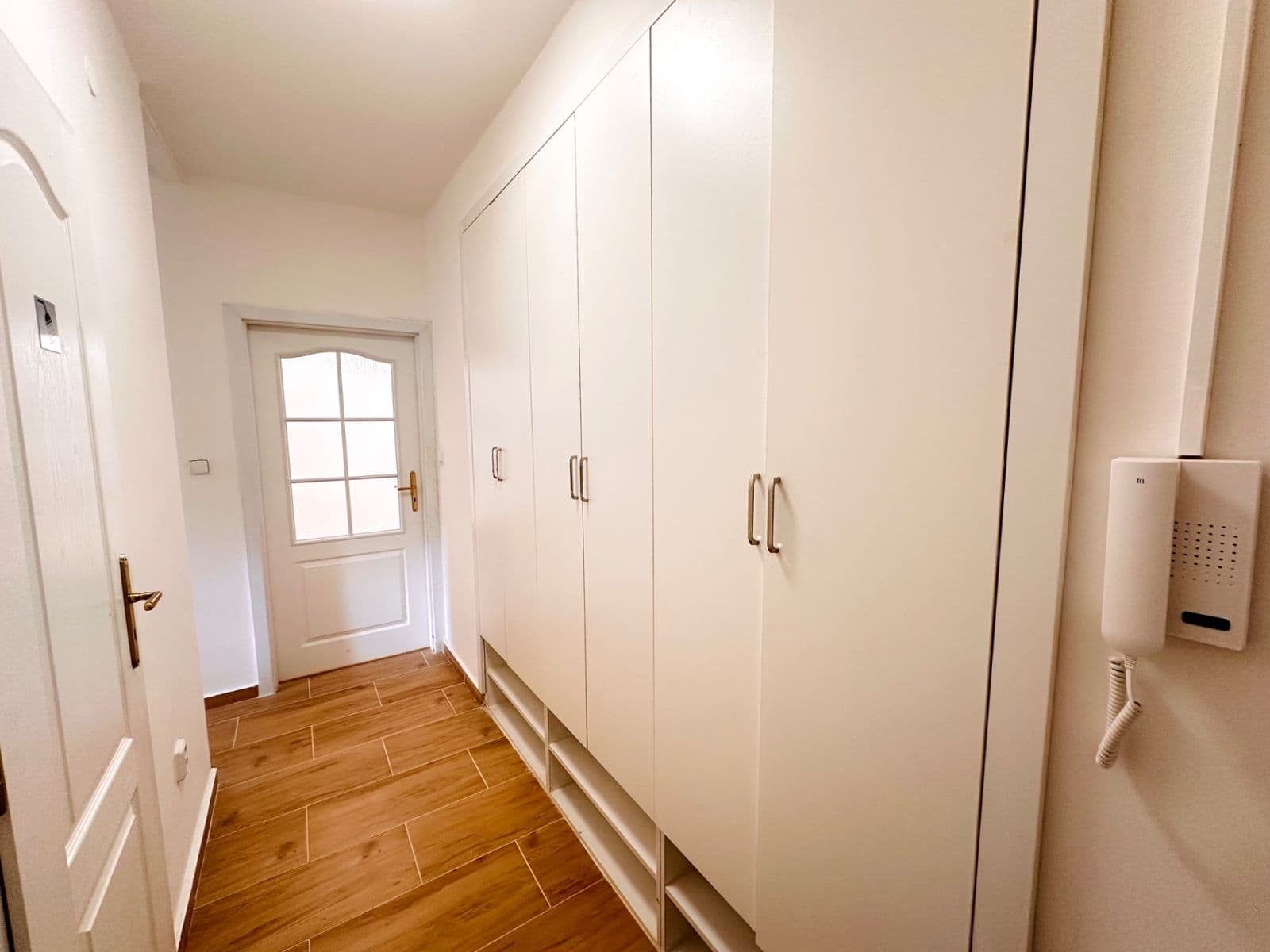 Predaj bytu 2-izbový 53 m², Osiková, Praha, Praha Predaj bytu 2-izbový 53 m², Osiková, Praha, Praha