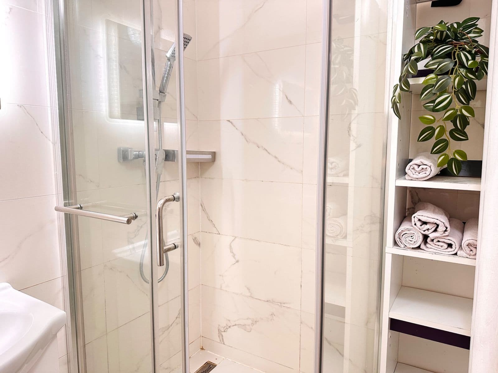 Predaj bytu 2-izbový 53 m², Osiková, Praha, Praha Predaj bytu 2-izbový 53 m², Osiková, Praha, Praha