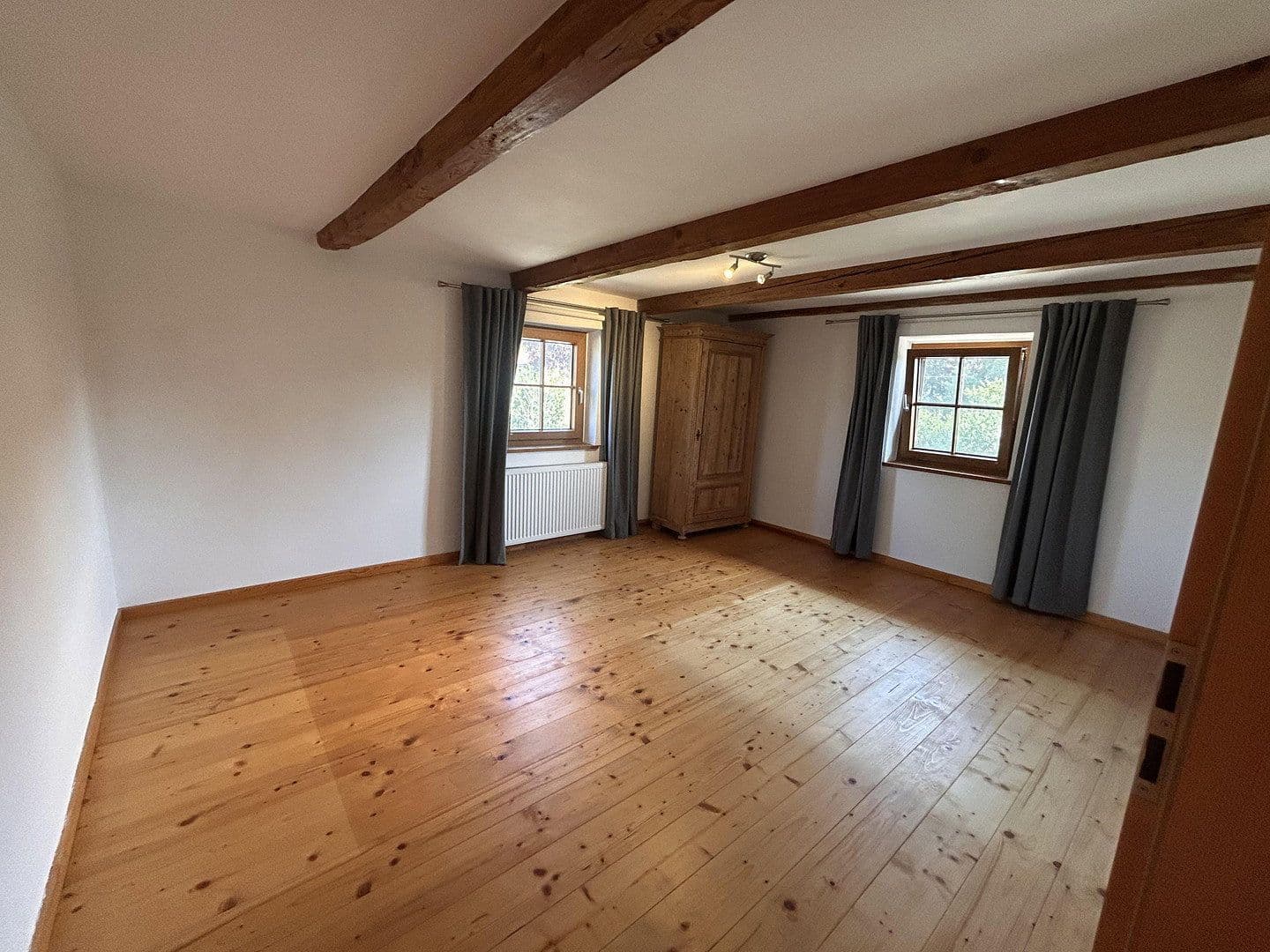 Predaj domu 162 m², pozemok 4.250 m², Buchbach, Bavorsko Predaj domu 162 m², pozemok 4.250 m², Buchbach, Bavorsko