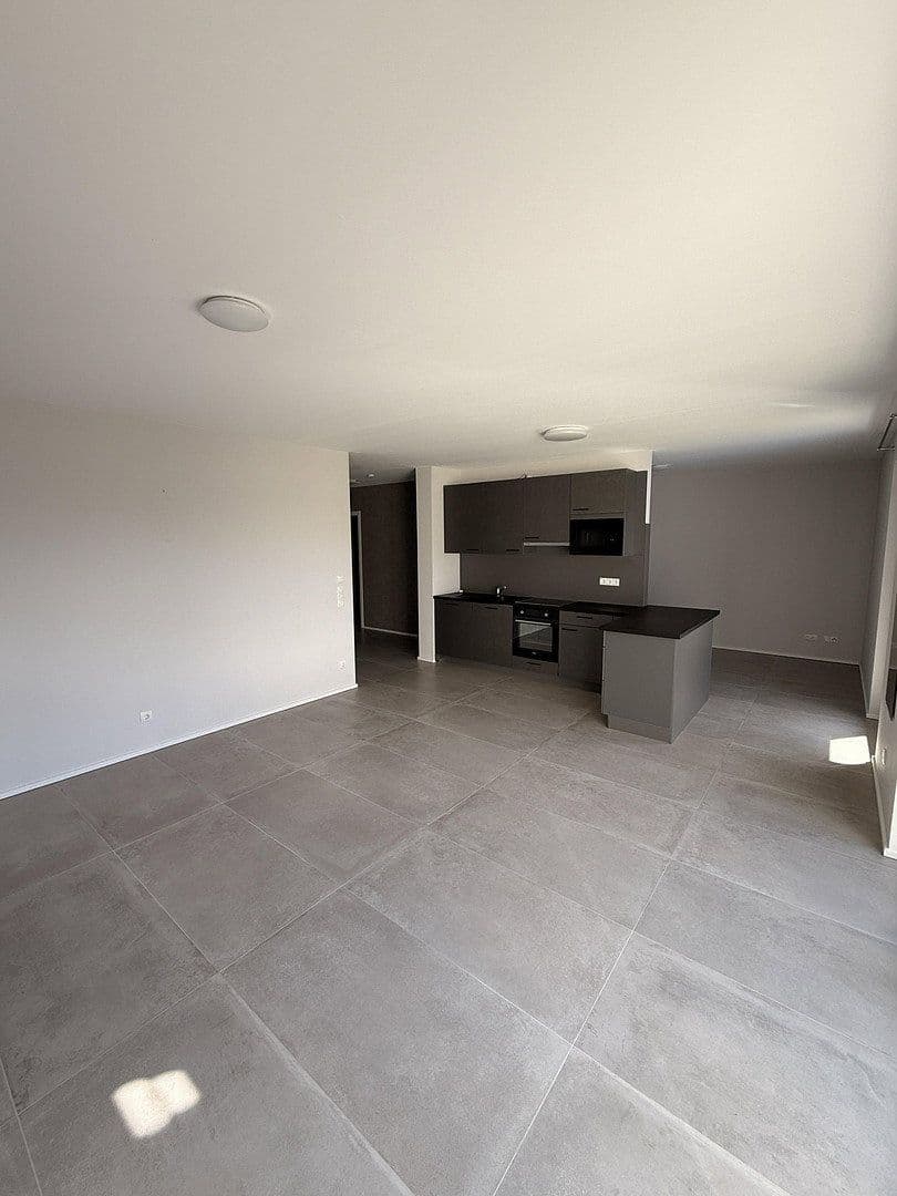 Prenájom bytu 1-izbový 65 m², Hümmerich, Porýnie-Falcko Prenájom bytu 1-izbový 65 m², Hümmerich, Porýnie-Falcko