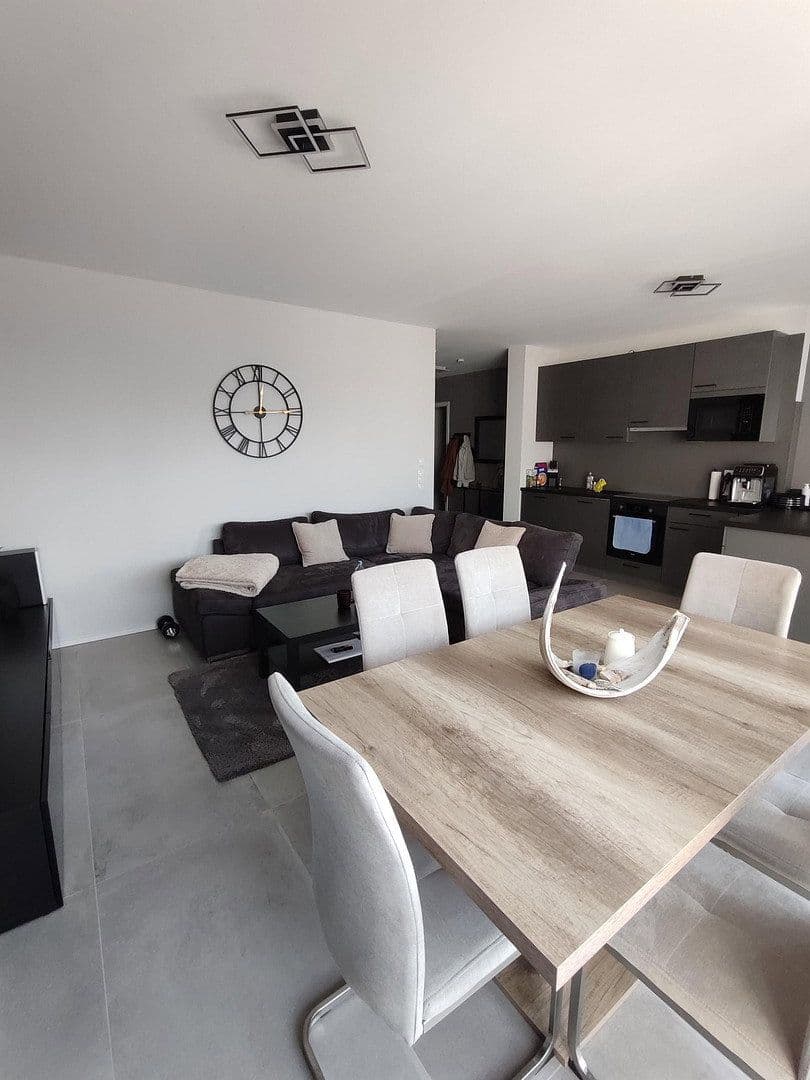 Prenájom bytu 1-izbový 65 m², Hümmerich, Porýnie-Falcko Prenájom bytu 1-izbový 65 m², Hümmerich, Porýnie-Falcko