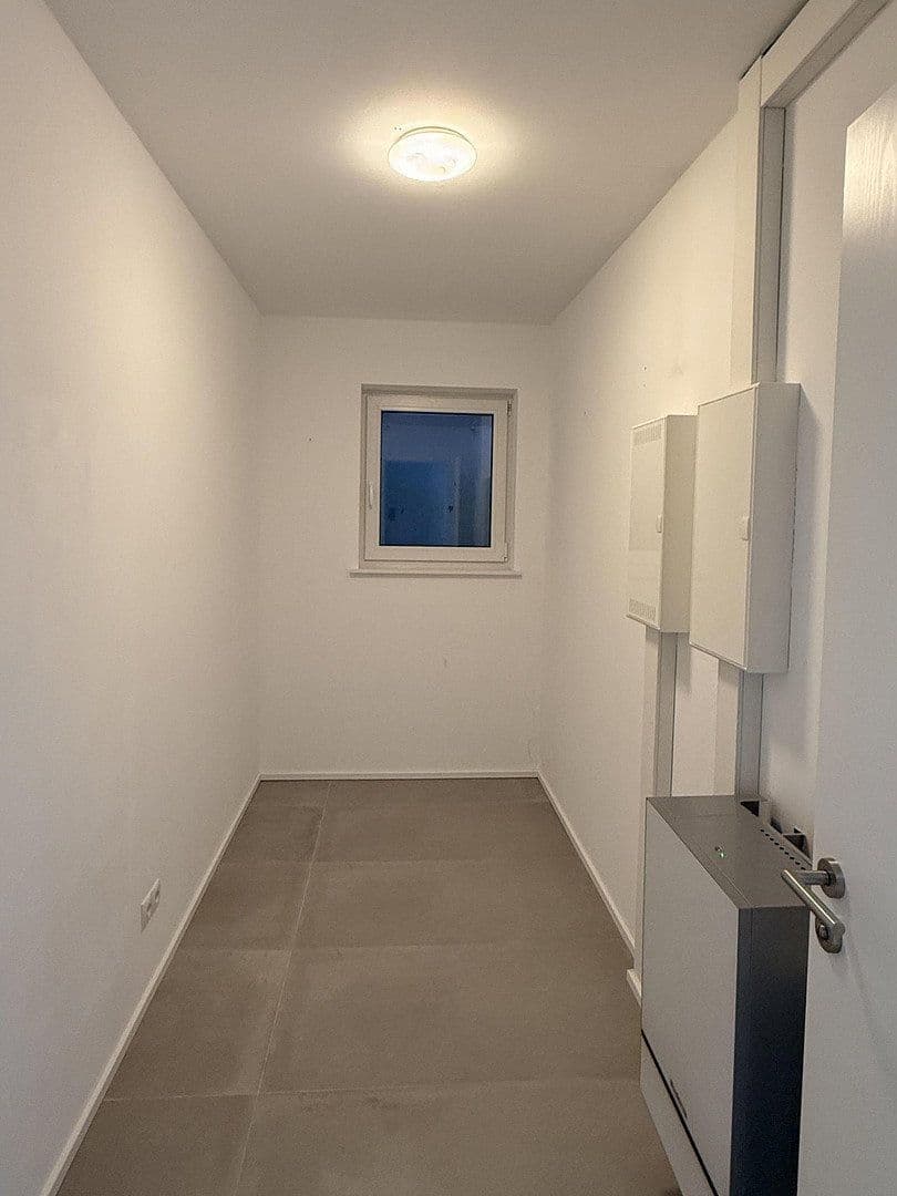 Prenájom bytu 1-izbový 65 m², Hümmerich, Porýnie-Falcko Prenájom bytu 1-izbový 65 m², Hümmerich, Porýnie-Falcko