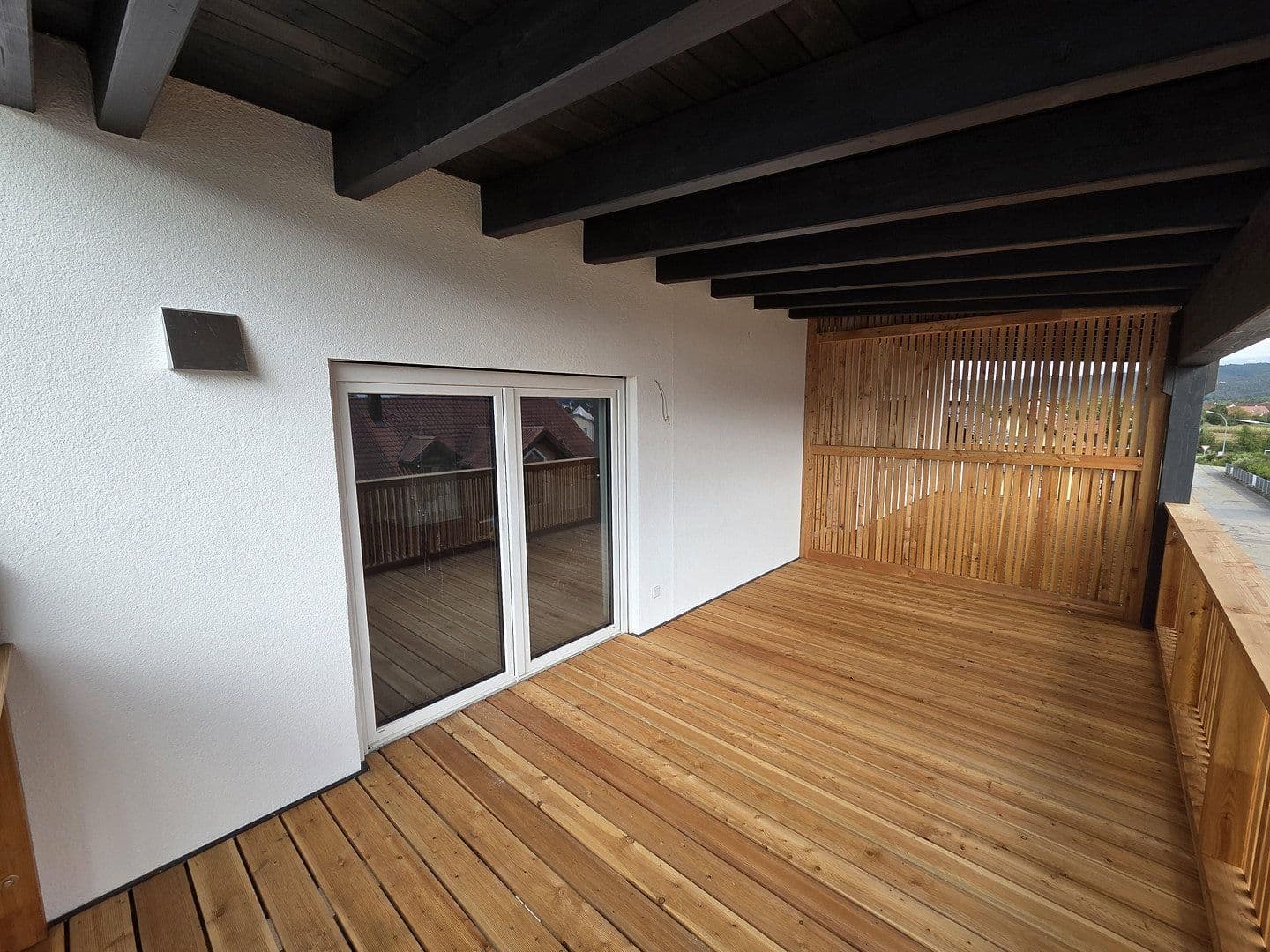 Prenájom bytu 5-izbový 121 m², Falkenstraße 6, Regenstauf, Bavorsko Prenájom bytu 5-izbový 121 m², Falkenstraße 6, Regenstauf, Bavorsko
