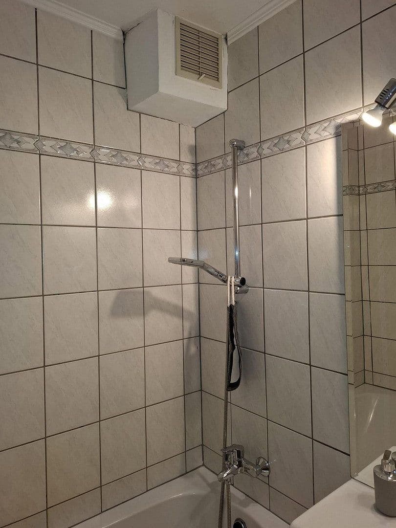 Prenájom bytu 3-izbový 78 m², Steinstraße 193, KRefeld, Severné Porýnie - Westfálsko Prenájom bytu 3-izbový 78 m², Steinstraße 193, KRefeld, Severné Porýnie - Westfálsko