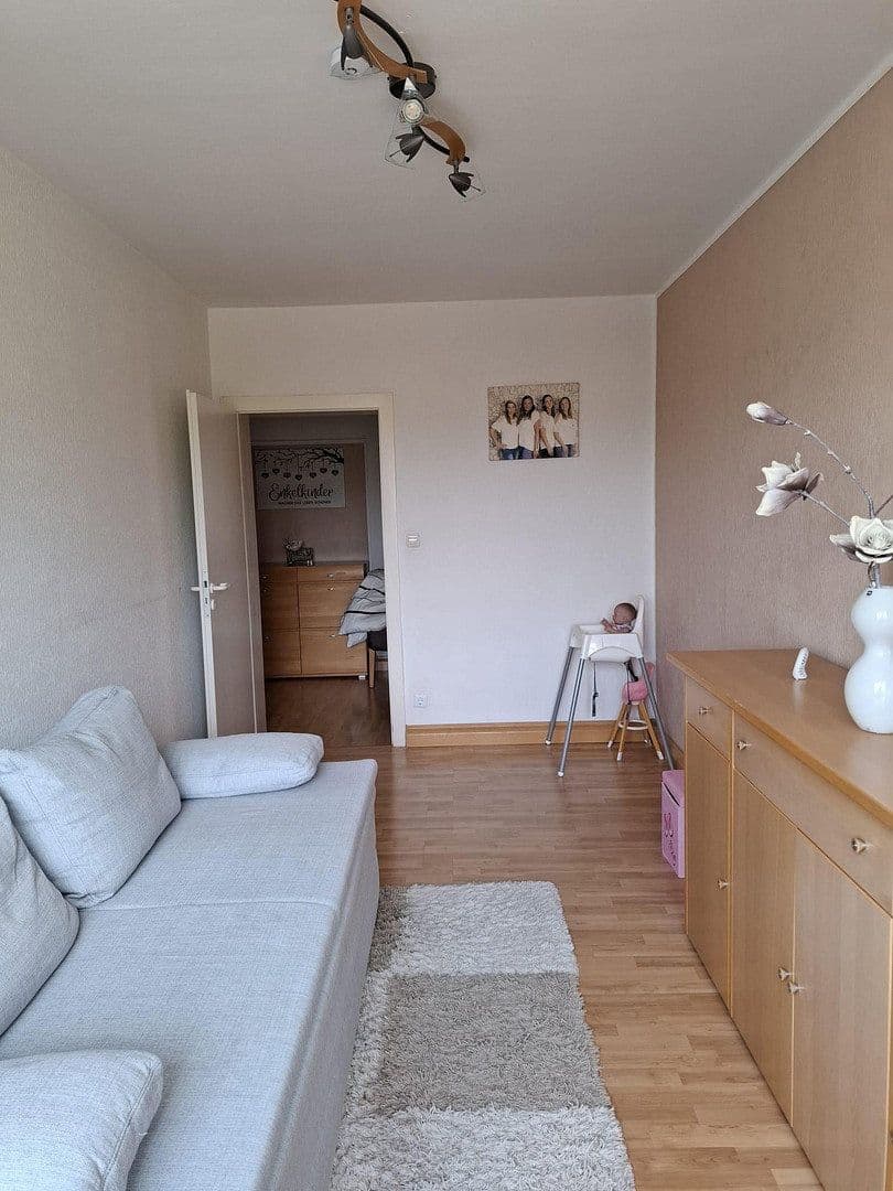 Prenájom bytu 3-izbový 78 m², Steinstraße 193, KRefeld, Severné Porýnie - Westfálsko Prenájom bytu 3-izbový 78 m², Steinstraße 193, KRefeld, Severné Porýnie - Westfálsko
