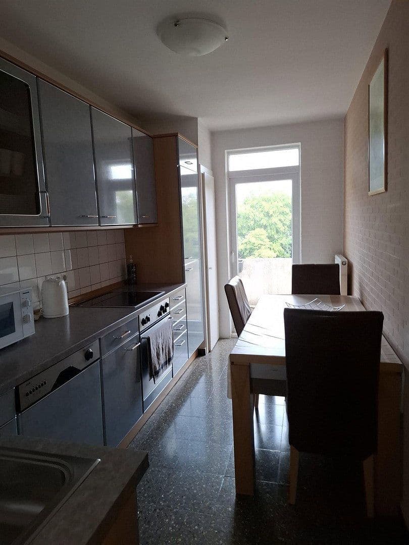 Prenájom bytu 3-izbový 78 m², Steinstraße 193, KRefeld, Severné Porýnie - Westfálsko Prenájom bytu 3-izbový 78 m², Steinstraße 193, KRefeld, Severné Porýnie - Westfálsko