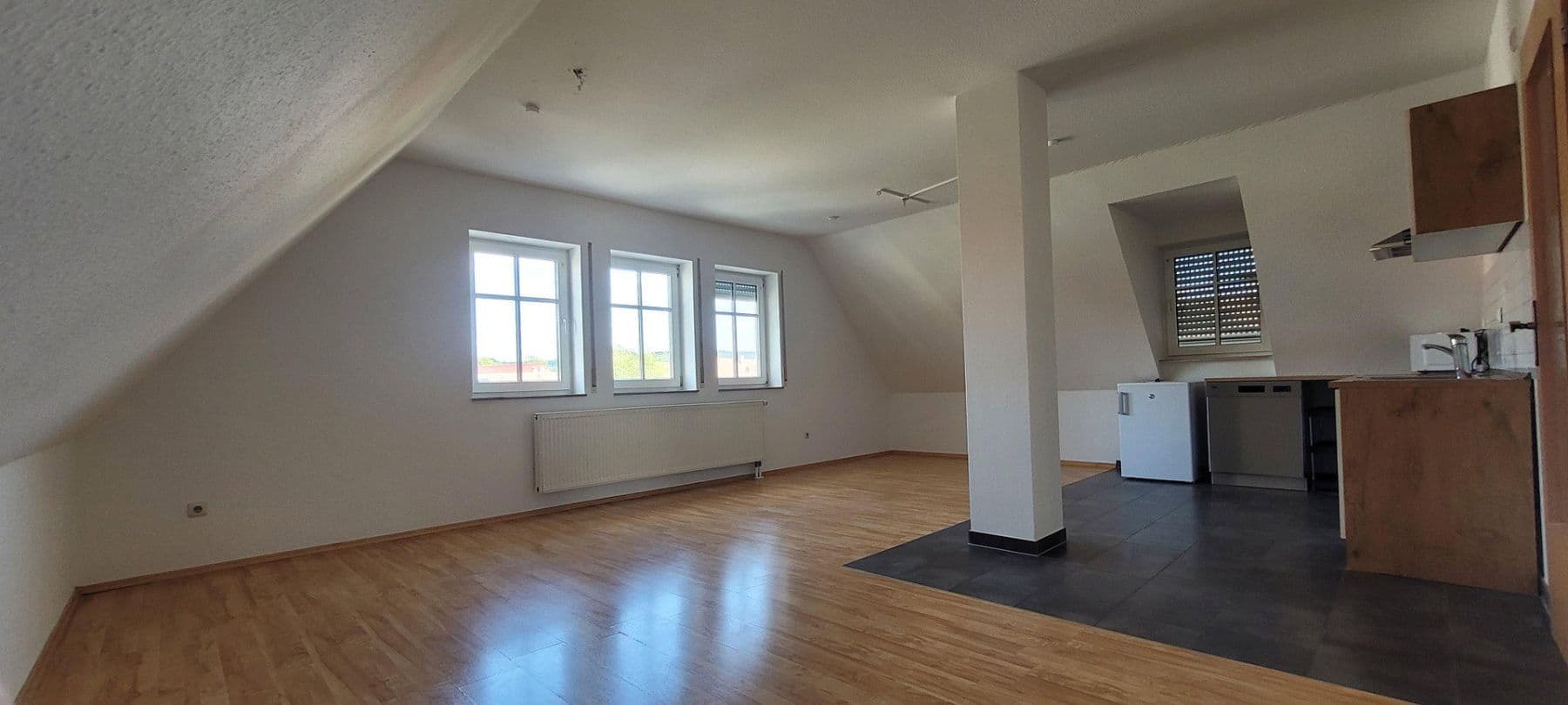 Prenájom bytu 2-izbový 74 m², Ipsheim, Bavorsko Prenájom bytu 2-izbový 74 m², Ipsheim, Bavorsko