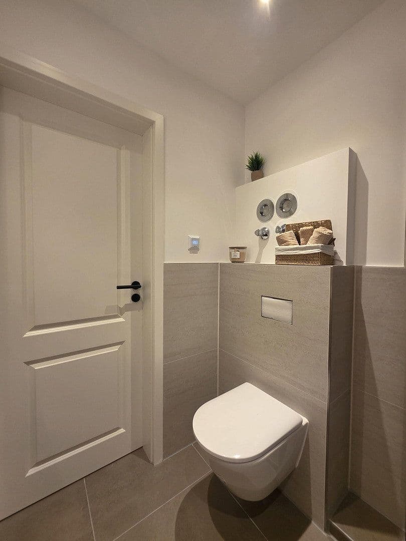 Predaj bytu 1-izbový 42 m², München - Neuhausen-Nymphenburg, Bavorsko Predaj bytu 1-izbový 42 m², München - Neuhausen-Nymphenburg, Bavorsko