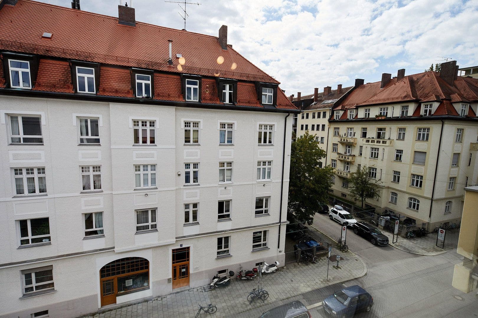 Predaj bytu 1-izbový 42 m², München - Neuhausen-Nymphenburg, Bavorsko Predaj bytu 1-izbový 42 m², München - Neuhausen-Nymphenburg, Bavorsko