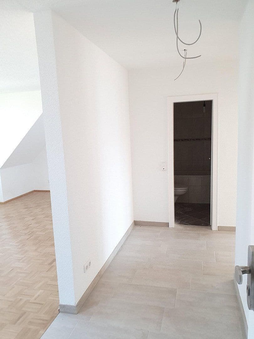 Prenájom bytu 2-izbový 61 m², Michaelstr. 4-6, Essen-Südostviertel, Severné Porýnie - Westfálsko Prenájom bytu 2-izbový 61 m², Michaelstr. 4-6, Essen-Südostviertel, Severné Porýnie - Westfálsko