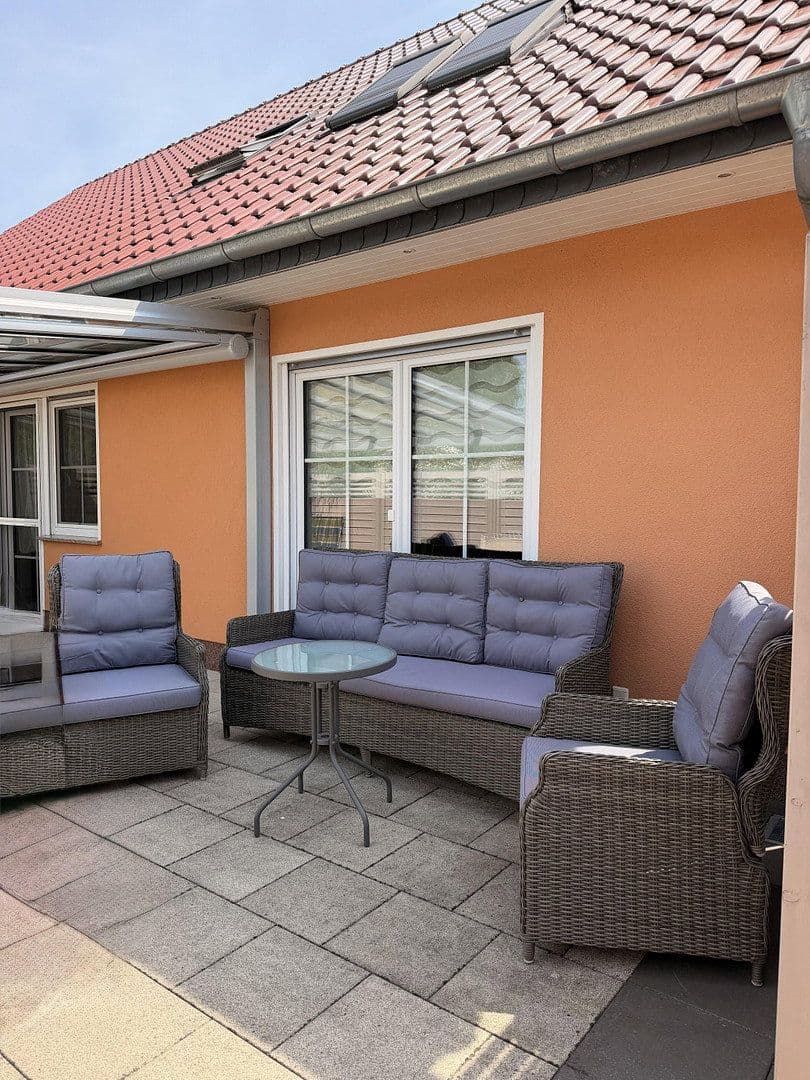 Predaj domu 176 m², pozemok 720 m², Oranienburg, Brandenbursko Predaj domu 176 m², pozemok 720 m², Oranienburg, Brandenbursko