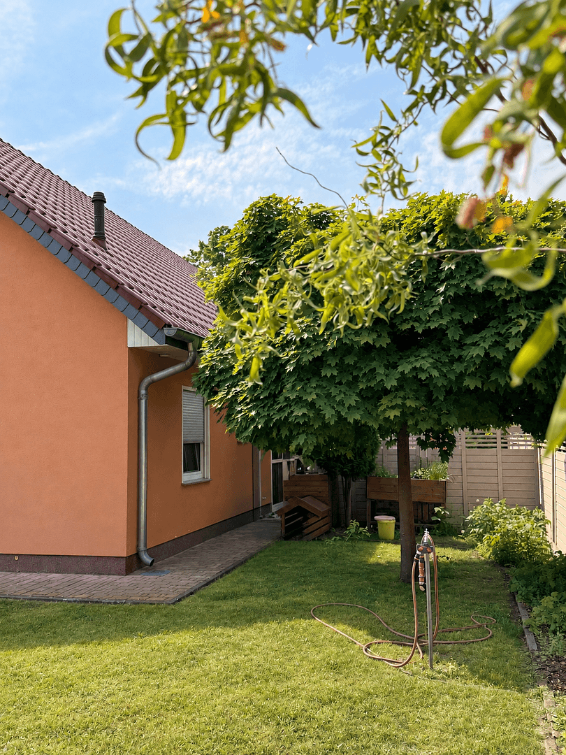 Predaj domu 176 m², pozemok 720 m², Oranienburg, Brandenbursko Predaj domu 176 m², pozemok 720 m², Oranienburg, Brandenbursko