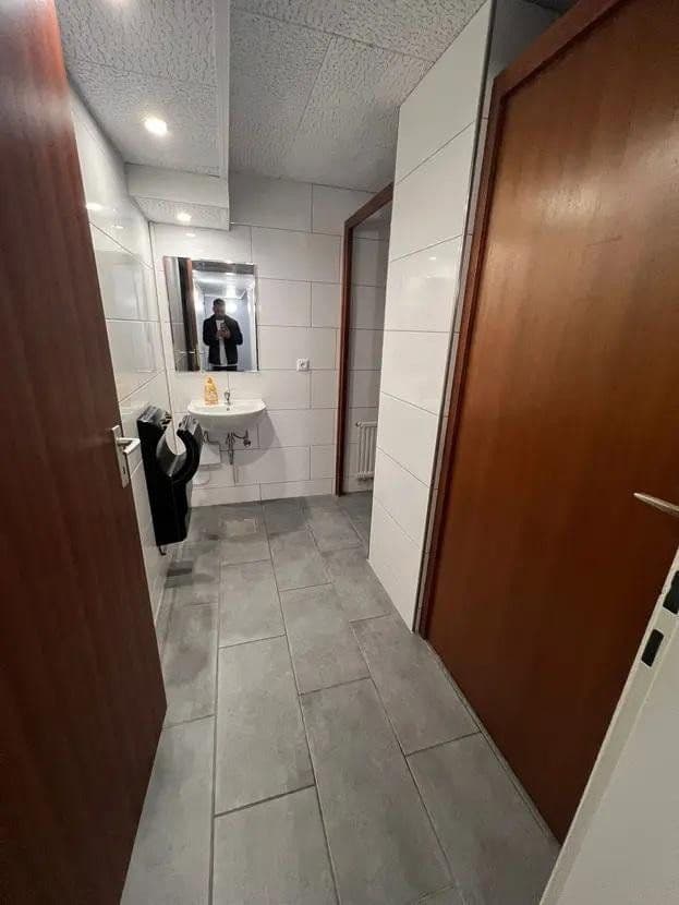 Predaj nebytového priestoru 140 m², Von der Mark Straße 23-25, Duisburg, Severné Porýnie - Westfálsko Predaj nebytového priestoru 140 m², Von der Mark Straße 23-25, Duisburg, Severné Porýnie - Westfálsko