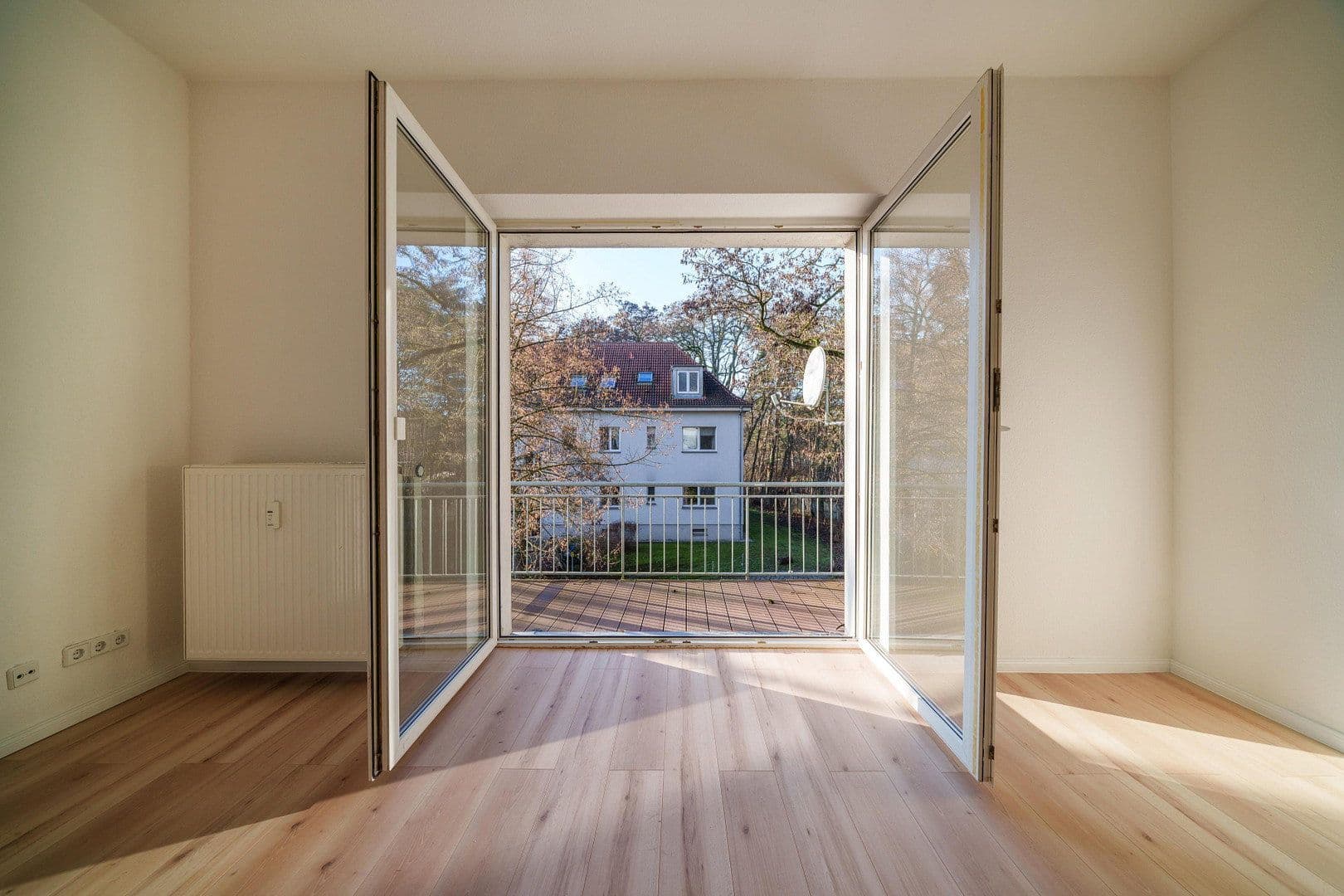 Prenájom bytu 3-izbový 96 m², Brandenburgische Str., Zossen, Brandenbursko Prenájom bytu 3-izbový 96 m², Brandenburgische Str., Zossen, Brandenbursko
