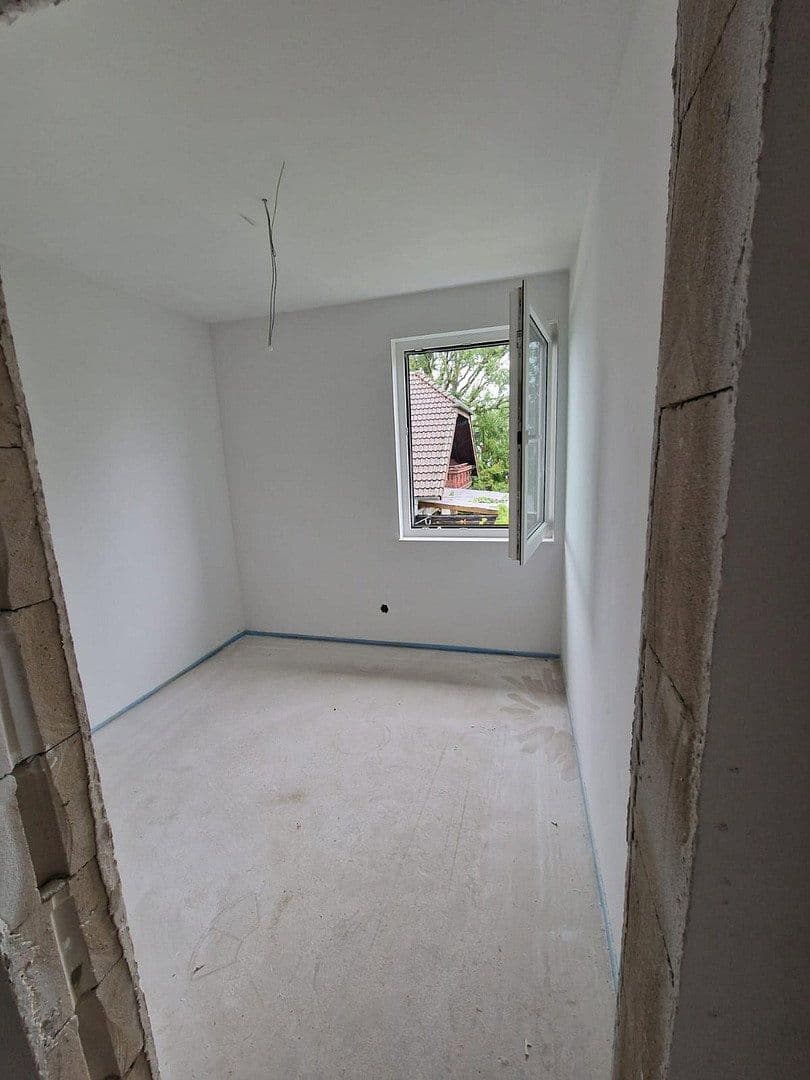 Prenájom domu 156 m², pozemok 250 m², Peterstr. 34, Niederkassel, Severné Porýnie - Westfálsko Prenájom domu 156 m², pozemok 250 m², Peterstr. 34, Niederkassel, Severné Porýnie - Westfálsko