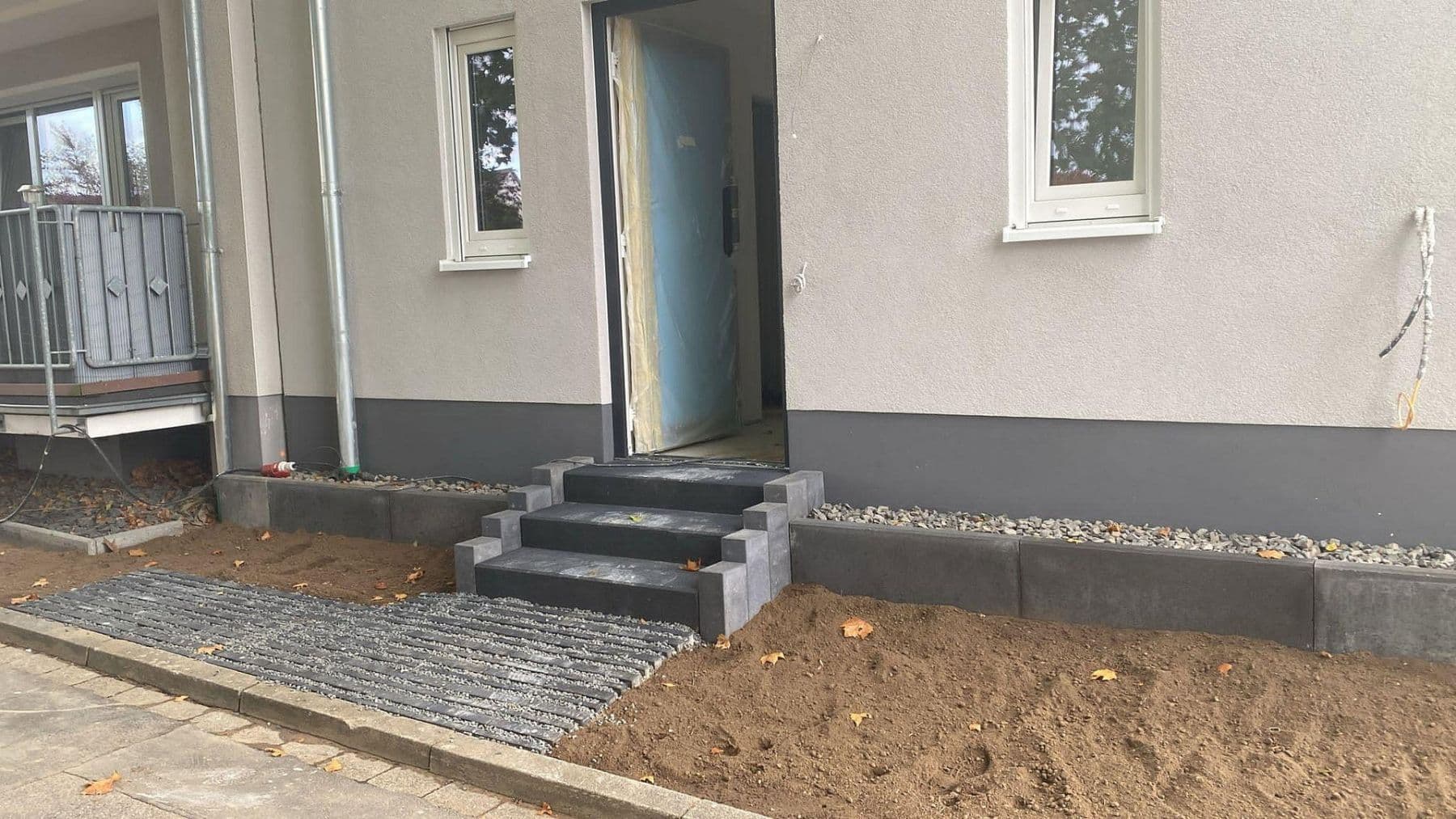 Prenájom domu 156 m², pozemok 250 m², Peterstr. 34, Niederkassel, Severné Porýnie - Westfálsko Prenájom domu 156 m², pozemok 250 m², Peterstr. 34, Niederkassel, Severné Porýnie - Westfálsko