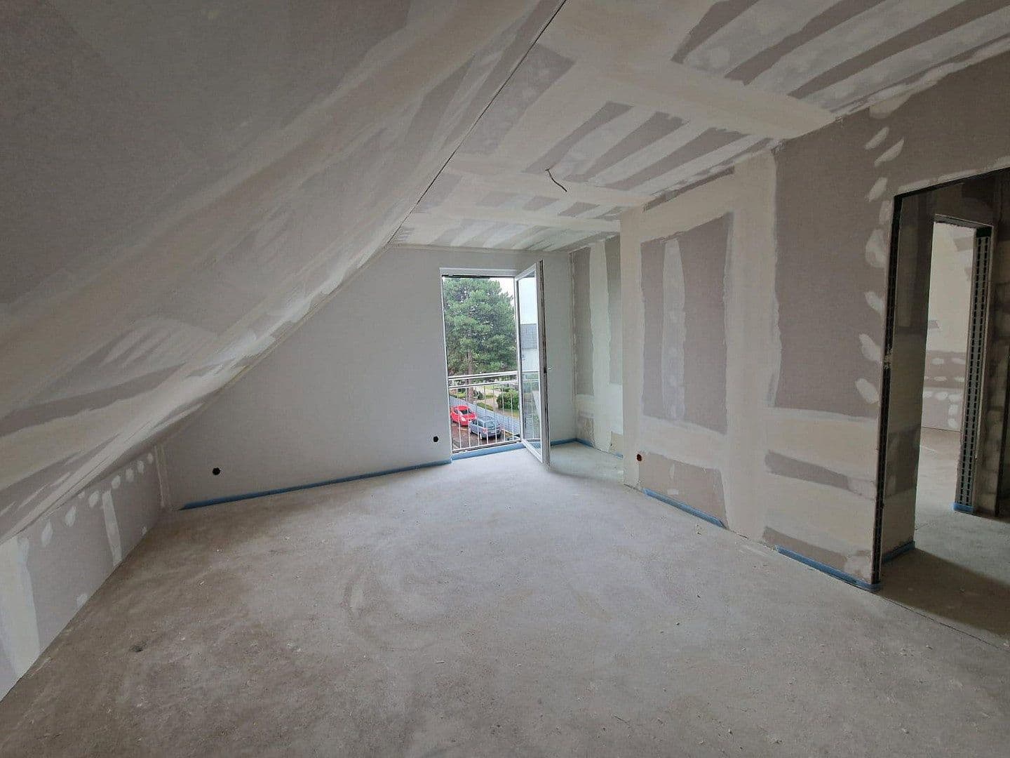 Prenájom domu 156 m², pozemok 250 m², Peterstr. 34, Niederkassel, Severné Porýnie - Westfálsko Prenájom domu 156 m², pozemok 250 m², Peterstr. 34, Niederkassel, Severné Porýnie - Westfálsko