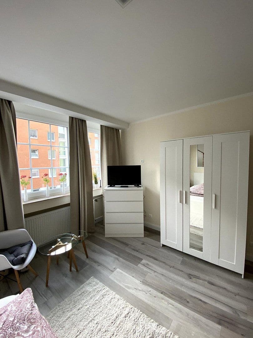 Prenájom bytu 1-izbový 27 m², Düsseldorf, Severné Porýnie - Westfálsko Prenájom bytu 1-izbový 27 m², Düsseldorf, Severné Porýnie - Westfálsko
