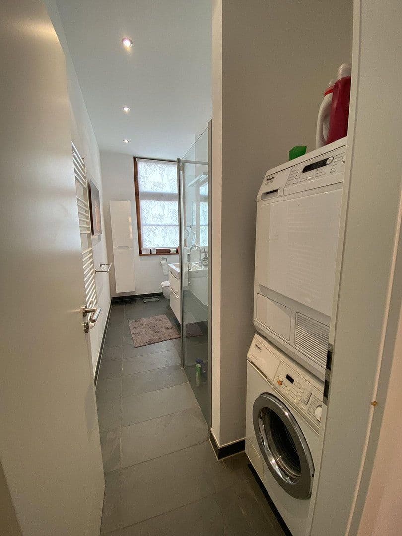 Predaj bytu 4-izbový 157 m², Berlin, Berlín Predaj bytu 4-izbový 157 m², Berlin, Berlín