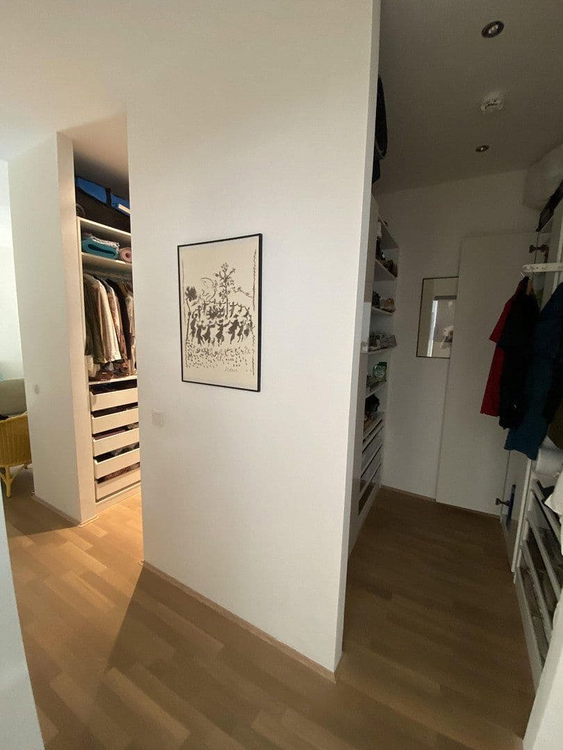 Predaj bytu 4-izbový 157 m², Berlin, Berlín Predaj bytu 4-izbový 157 m², Berlin, Berlín