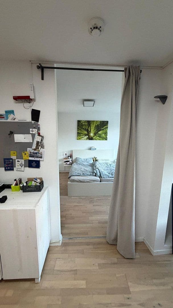 Prenájom bytu 3-izbový 78 m², Viktoriaalle 48, Aachen, Severné Porýnie - Westfálsko Prenájom bytu 3-izbový 78 m², Viktoriaalle 48, Aachen, Severné Porýnie - Westfálsko