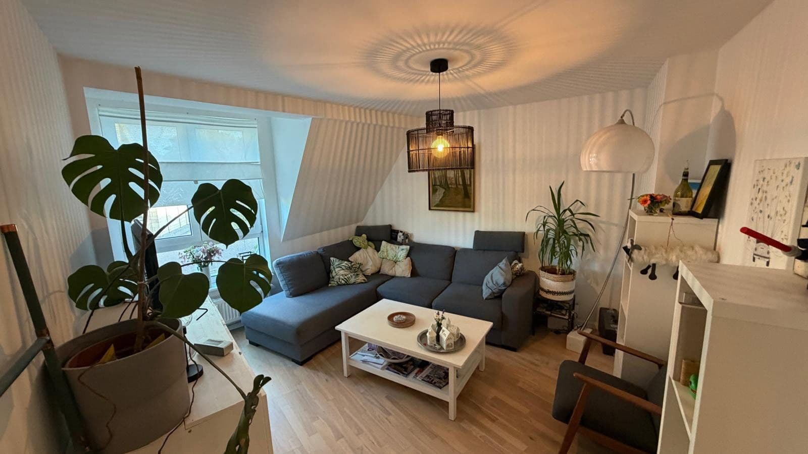 Prenájom bytu 3-izbový 78 m², Viktoriaalle 48, Aachen, Severné Porýnie - Westfálsko Prenájom bytu 3-izbový 78 m², Viktoriaalle 48, Aachen, Severné Porýnie - Westfálsko