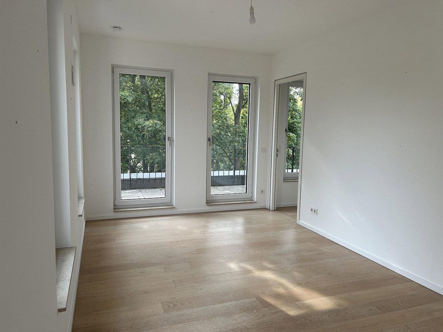 Prenájom bytu 3-izbový 143 m², Hegelallee 25, Potsdam, Brandenbursko Prenájom bytu 3-izbový 143 m², Hegelallee 25, Potsdam, Brandenbursko