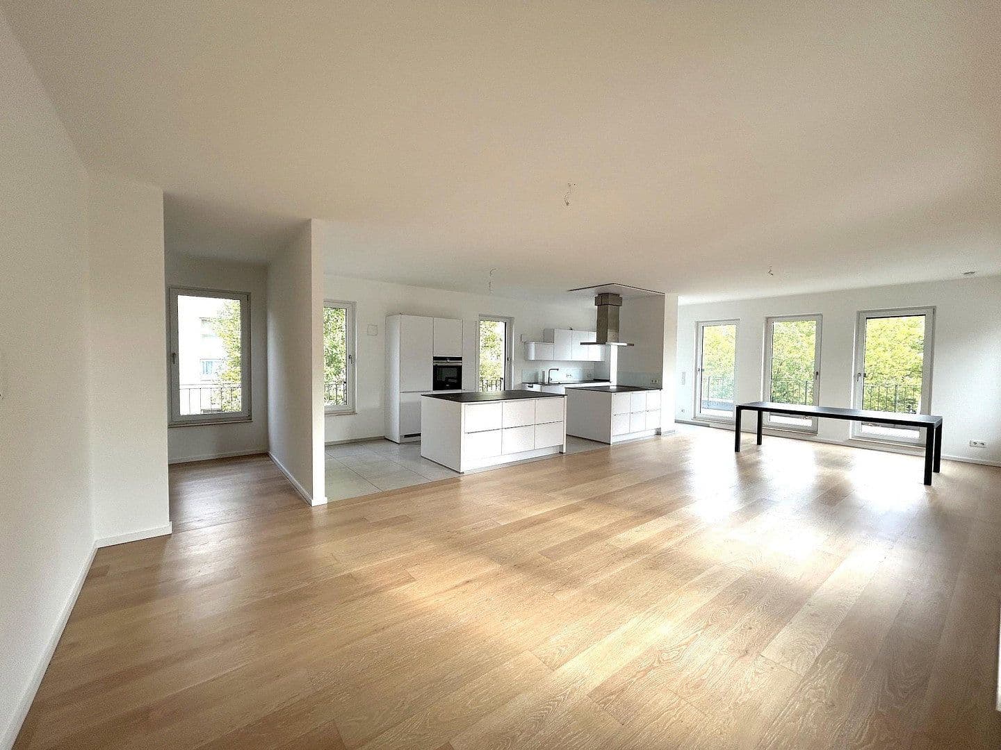 Prenájom bytu 3-izbový 143 m², Hegelallee 25, Potsdam, Brandenbursko Prenájom bytu 3-izbový 143 m², Hegelallee 25, Potsdam, Brandenbursko