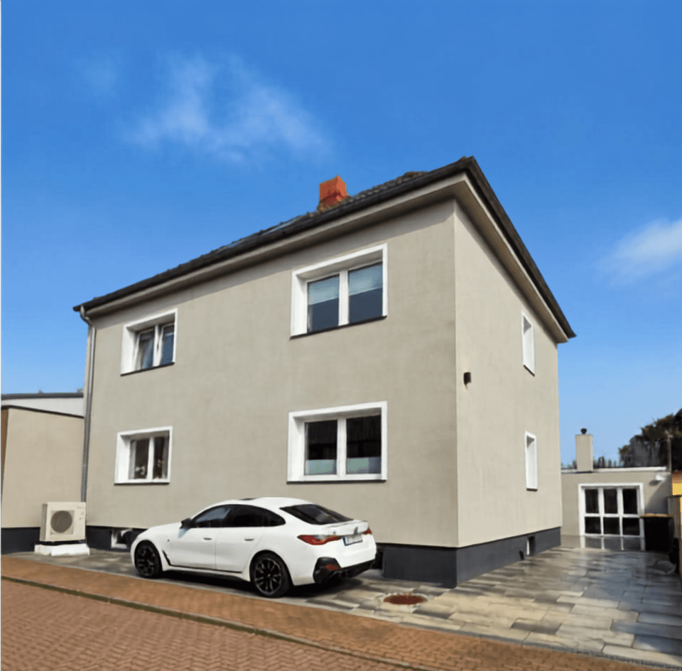 Predaj domu 260 m², pozemok 495 m², Brieselang, Brandenbursko Predaj domu 260 m², pozemok 495 m², Brieselang, Brandenbursko