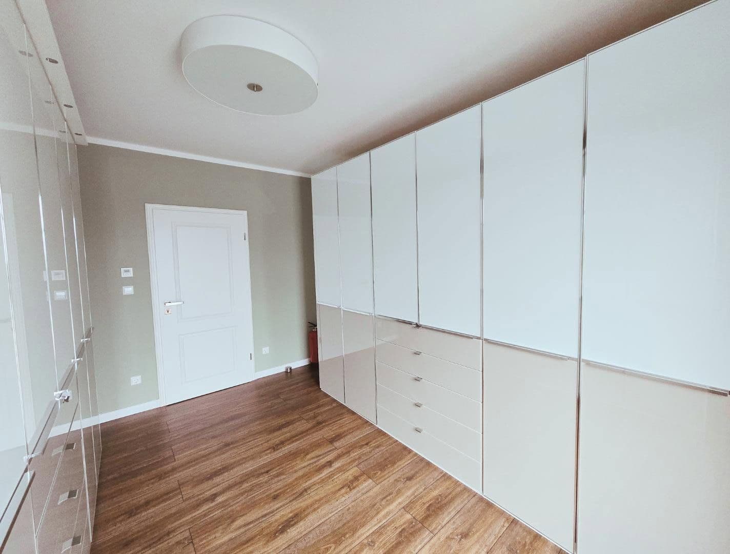 Predaj domu 260 m², pozemok 495 m², Brieselang, Brandenbursko Predaj domu 260 m², pozemok 495 m², Brieselang, Brandenbursko