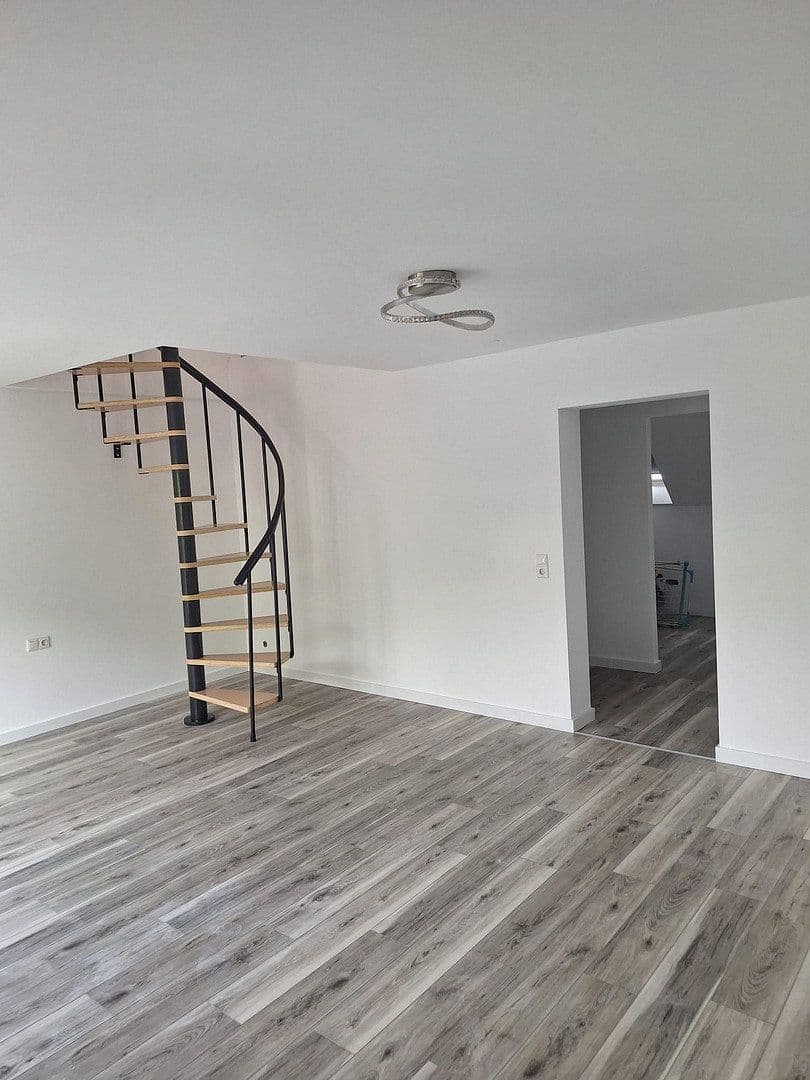 Predaj bytu 2-izbový 70 m², Bietigheimer Straße 27, Freiberg am Neckar, Bádensko-Wurttembersko Predaj bytu 2-izbový 70 m², Bietigheimer Straße 27, Freiberg am Neckar, Bádensko-Wurttembersko