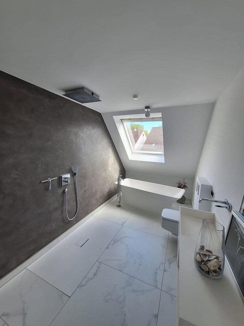 Predaj bytu 2-izbový 70 m², Bietigheimer Straße 27, Freiberg am Neckar, Bádensko-Wurttembersko Predaj bytu 2-izbový 70 m², Bietigheimer Straße 27, Freiberg am Neckar, Bádensko-Wurttembersko