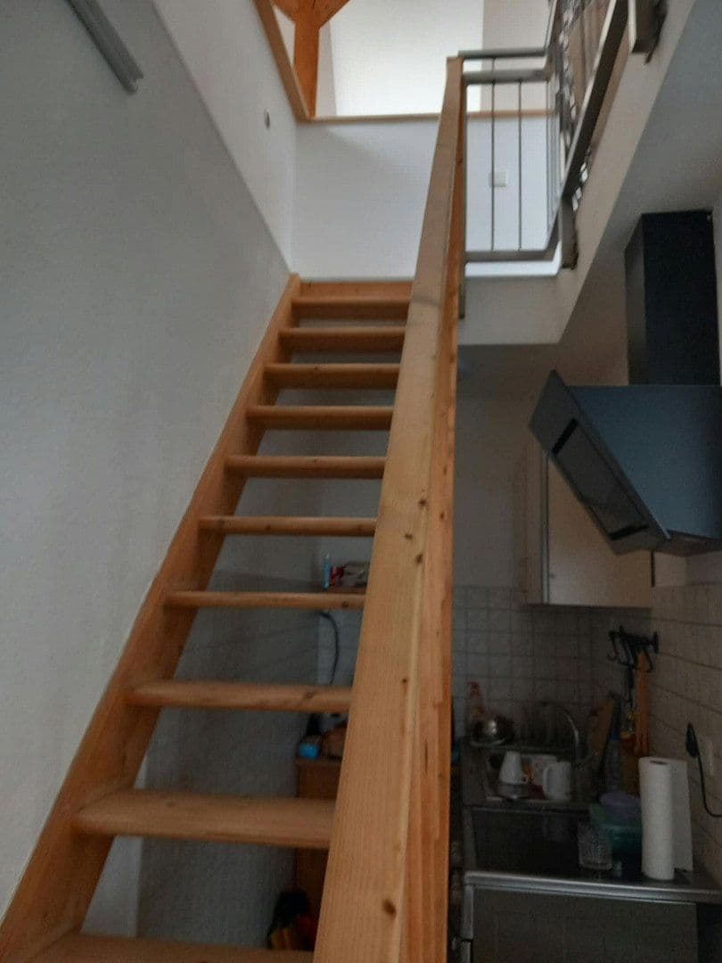 Prenájom bytu 2-izbový 70 m², Düsseldorf, Severné Porýnie - Westfálsko Prenájom bytu 2-izbový 70 m², Düsseldorf, Severné Porýnie - Westfálsko