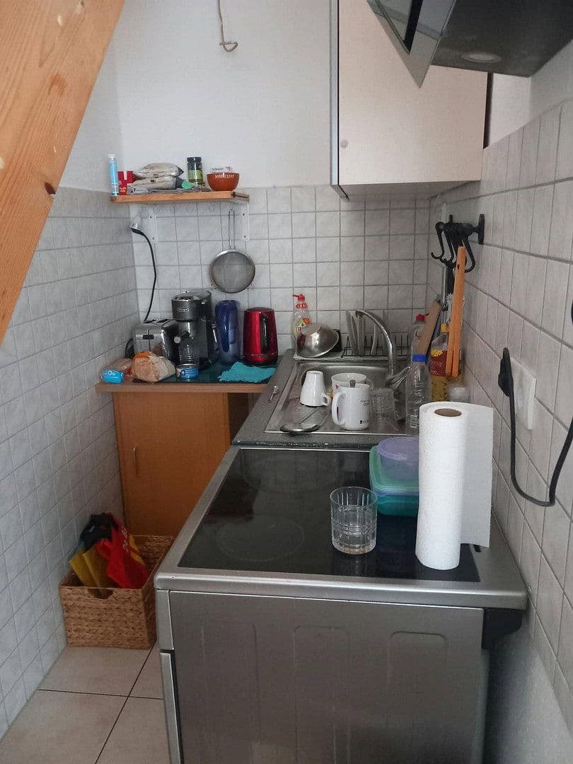 Prenájom bytu 2-izbový 70 m², Düsseldorf, Severné Porýnie - Westfálsko Prenájom bytu 2-izbový 70 m², Düsseldorf, Severné Porýnie - Westfálsko
