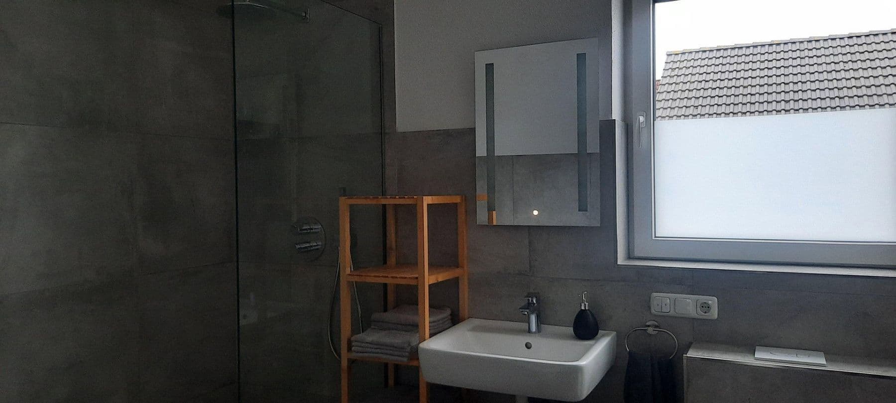 Prenájom bytu 5-izbový 140 m², Hasselroth, Hesensko Prenájom bytu 5-izbový 140 m², Hasselroth, Hesensko