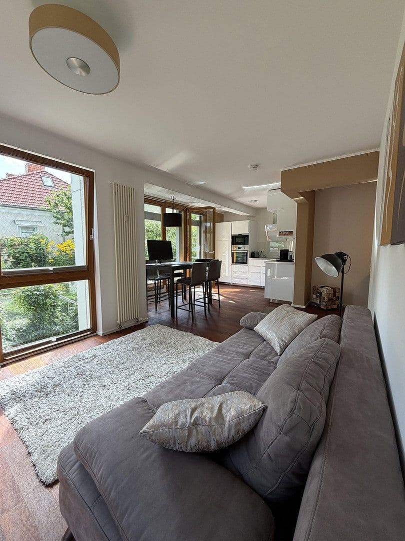 Predaj bytu 2-izbový 61 m², Sigridstr. 15, Berlin, Berlín Predaj bytu 2-izbový 61 m², Sigridstr. 15, Berlin, Berlín