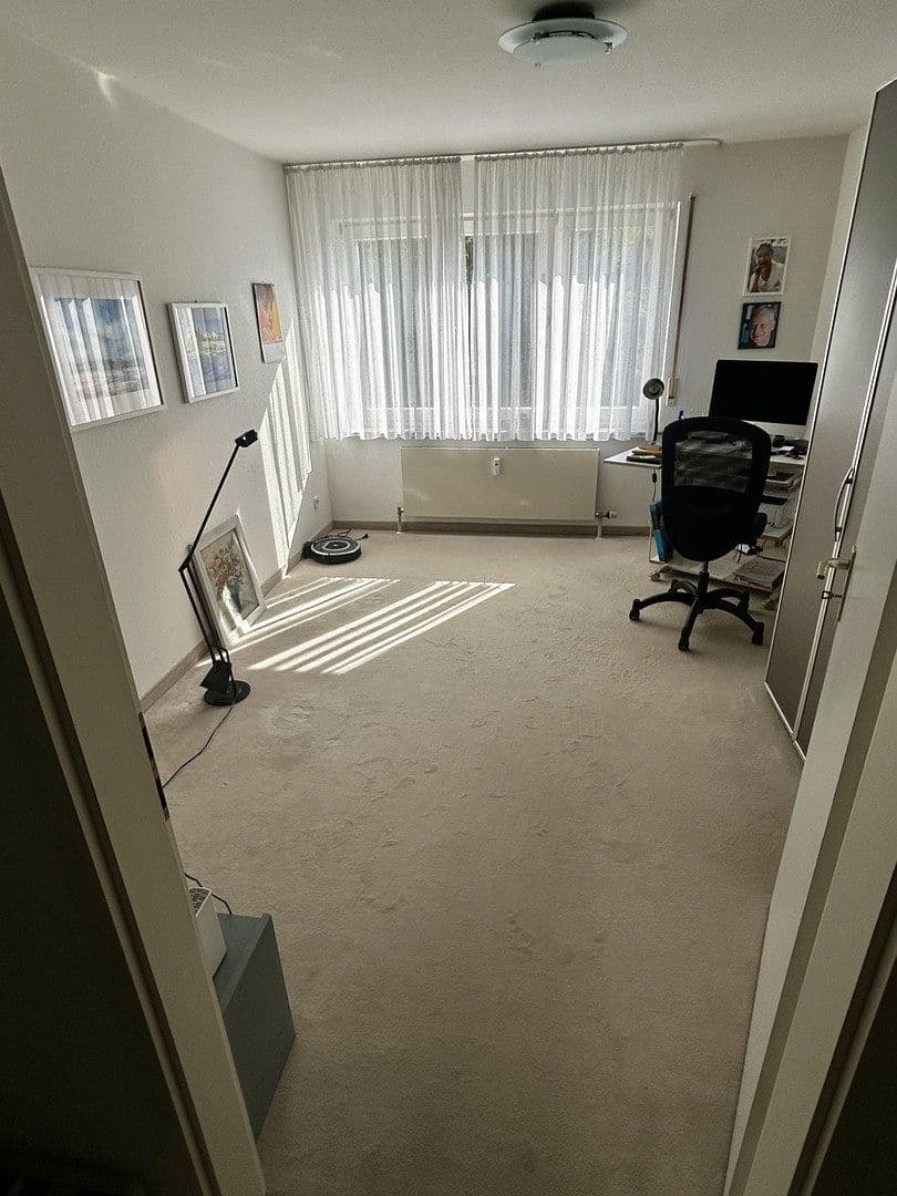 Predaj bytu 3-izbový 102 m², Stuttgart, Bádensko-Wurttembersko Predaj bytu 3-izbový 102 m², Stuttgart, Bádensko-Wurttembersko