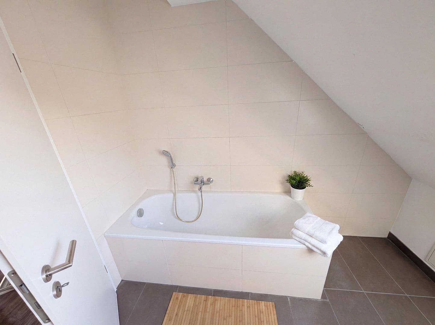 Prenájom bytu 2-izbový 54 m², Ahrensfelde, Brandenbursko Prenájom bytu 2-izbový 54 m², Ahrensfelde, Brandenbursko