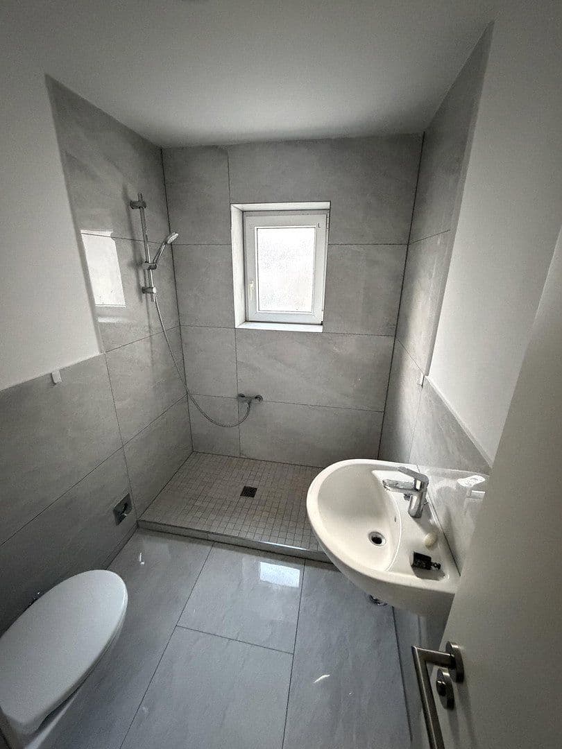 Prenájom bytu 4-izbový 70 m², Kirchstr. 46, Neustadt an der Weinstraße, Porýnie-Falcko Prenájom bytu 4-izbový 70 m², Kirchstr. 46, Neustadt an der Weinstraße, Porýnie-Falcko