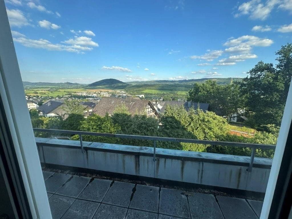 Predaj domu 214 m², pozemok 704 m², Heidenstrase 9, Schmallenberg, Severné Porýnie - Westfálsko Predaj domu 214 m², pozemok 704 m², Heidenstrase 9, Schmallenberg, Severné Porýnie - Westfálsko