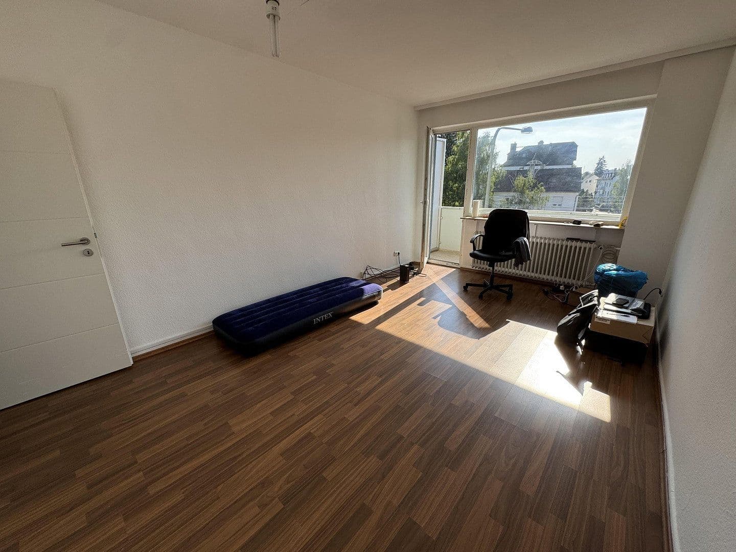 Prenájom bytu 2-izbový 62 m², Am Hohen Weg 30, Frankfurt am Main, Hesensko Prenájom bytu 2-izbový 62 m², Am Hohen Weg 30, Frankfurt am Main, Hesensko