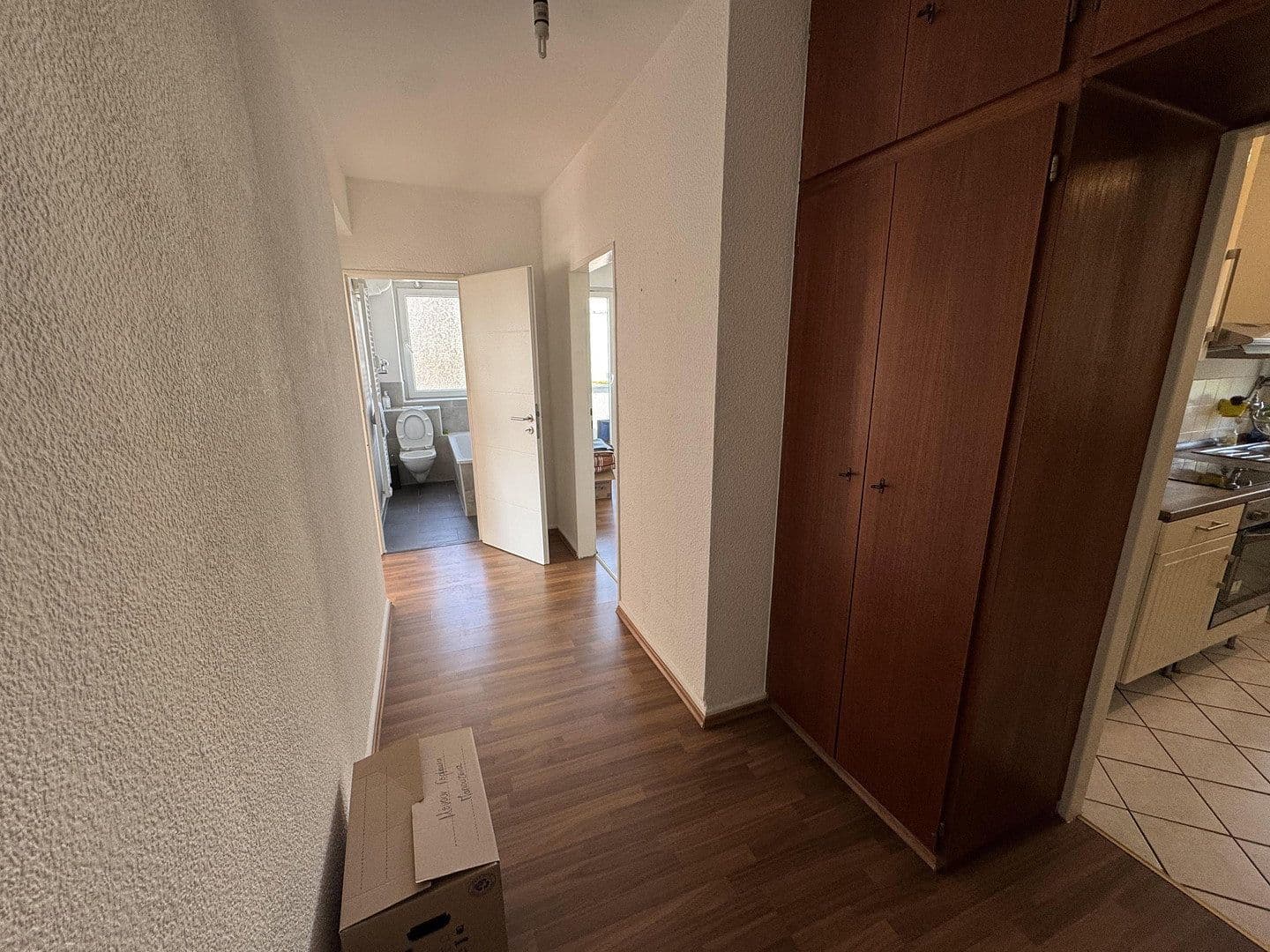 Prenájom bytu 2-izbový 62 m², Am Hohen Weg 30, Frankfurt am Main, Hesensko Prenájom bytu 2-izbový 62 m², Am Hohen Weg 30, Frankfurt am Main, Hesensko