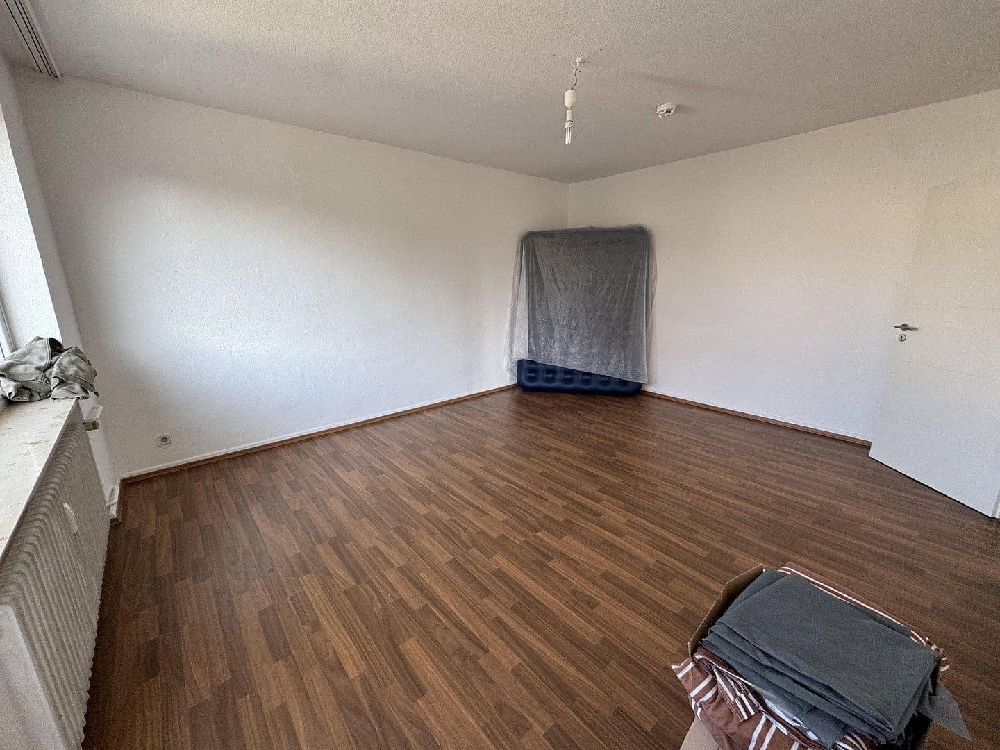 Prenájom bytu 2-izbový 62 m², Am Hohen Weg 30, Frankfurt am Main, Hesensko Prenájom bytu 2-izbový 62 m², Am Hohen Weg 30, Frankfurt am Main, Hesensko