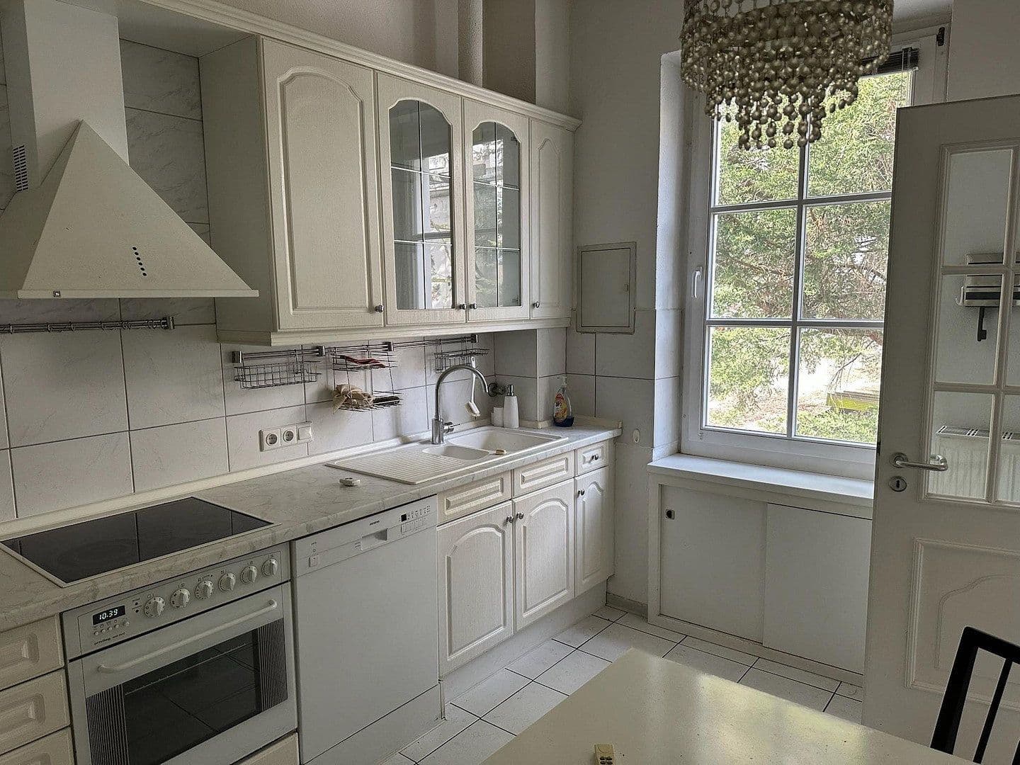 Prenájom domu 140 m², pozemok 230 m², Düsseldorf, Severné Porýnie - Westfálsko Prenájom domu 140 m², pozemok 230 m², Düsseldorf, Severné Porýnie - Westfálsko